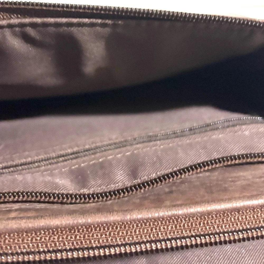Fossil vintage Dark Brown Leather Messenger Bag